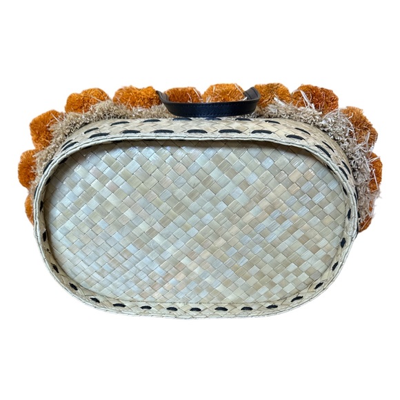 ⭐️NWT⭐️Tory Burch Beachy Norah Bucket Tote - Picture 10 of 13